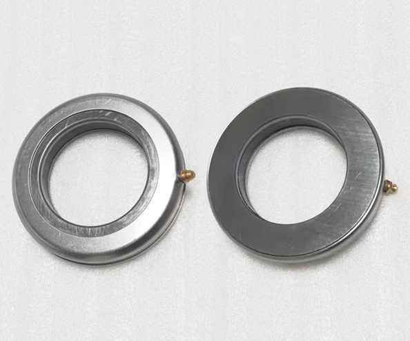 Automobile clutch bearing